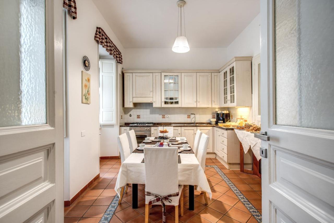 Le Di Andrea - Residenza Italia Apartment Rom